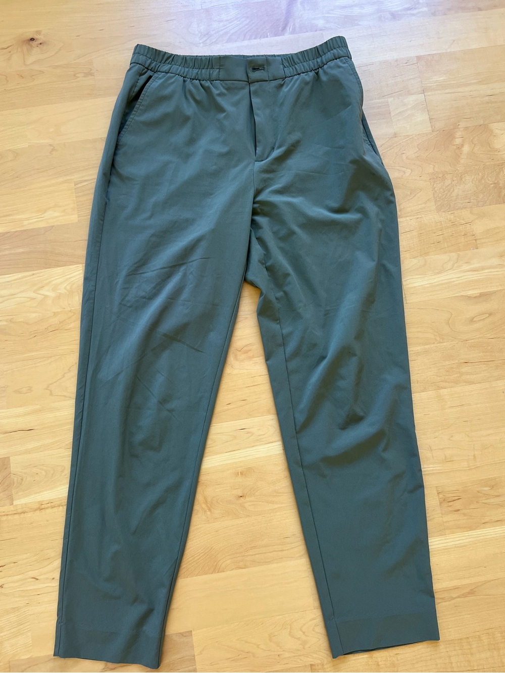Banana Republic Women's Olive Lightweight Chino Trousers